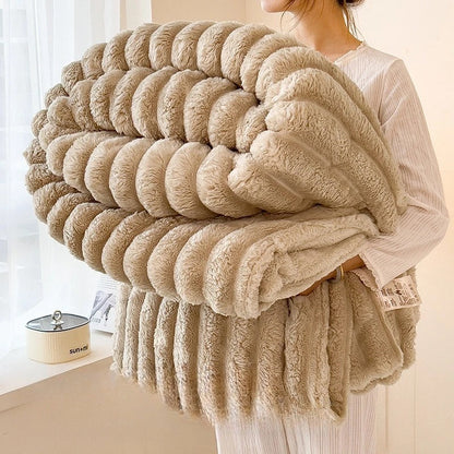 CloudNest™ Plush Blanket